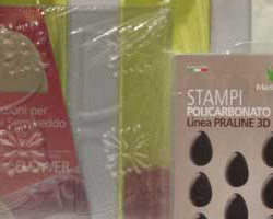 Stampi in policarbonato | Stampi in polietilene per cioccolatini | Compressore e aerografo | Decorazioni per tronco semifreddo | Decorazioni per torte | Stampi per gelati e ghiaccioli