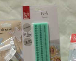 Assortimento articoli per cake designer e pasta di zucchero